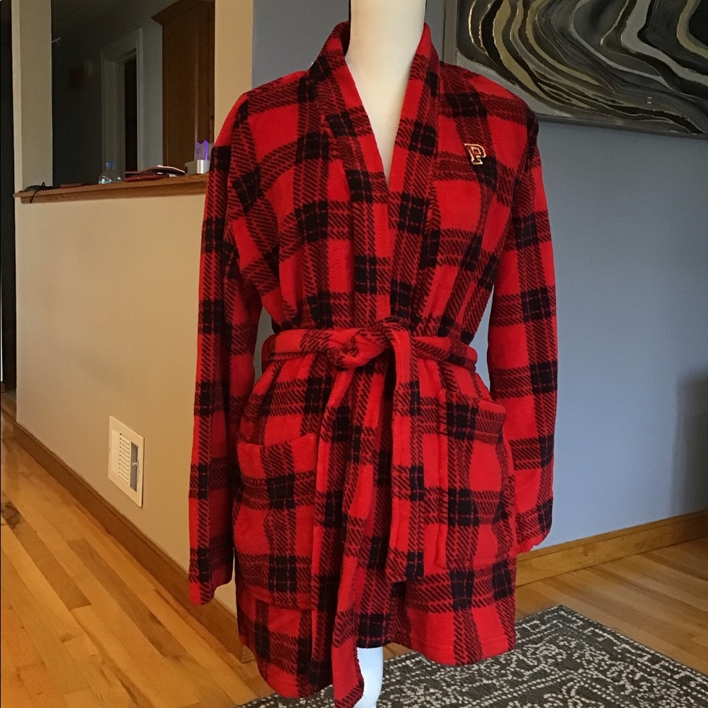 New PINK robe size M-L